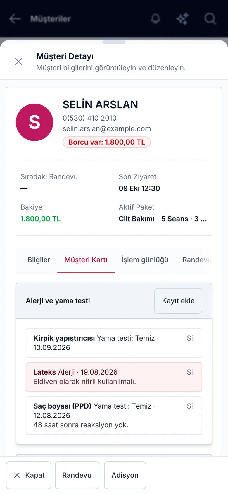 IyziSalon müşteri kartı: alerji ve yama testi kayıtları ile renk formülü geçmişi (telefon görünümü)